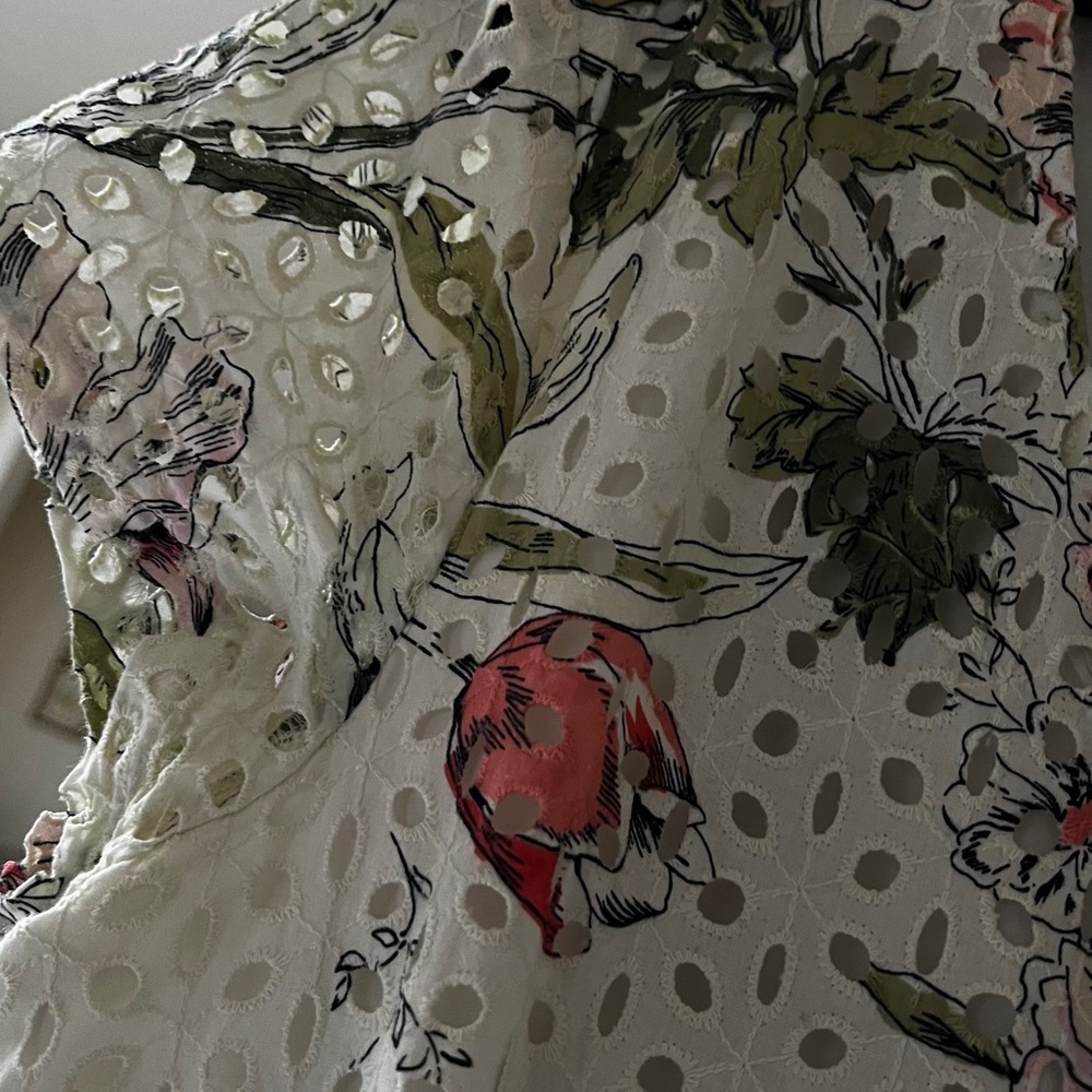 Ann Taylor Cream Floral print Midi Dress- size 10 fit and flair excellent - Picture 4 of 14